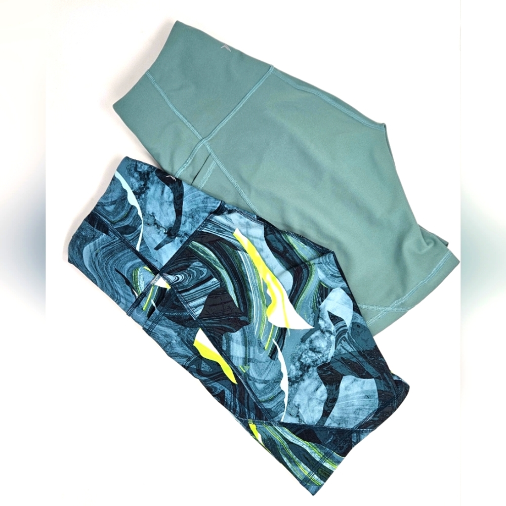 Old Navy Active Powersoft Set of Bike Shorts